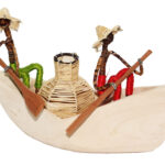 HO0003-1 Holzboot Safari mit 2 Figuren aus Sisal 22 x 12 cm Kenia